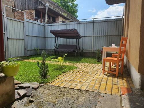 Casa Luminoasa In Centrul Orasului Cu Parcare