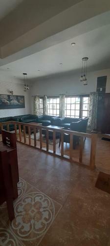 Cliffside Manor, Satkhol, Mukteshwar By Earthaa Escapes