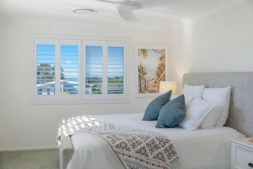 Otto House - Family Beach House With Pool