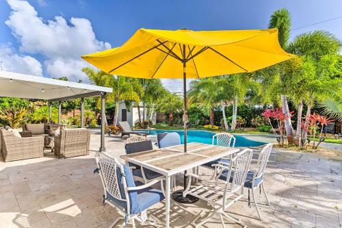 Boynton Beach Oasis With Private Pool And Grill!