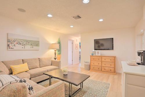Hutchinson Island Abode With Pool - Near Beach!