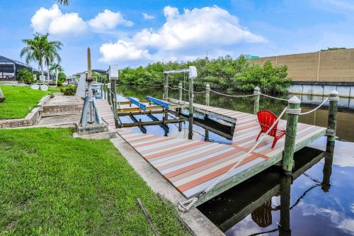 Grand Retreat In Cape Coral