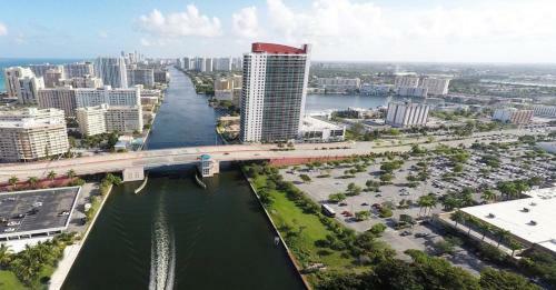 Apartamento Beachwalk Resort & Condos