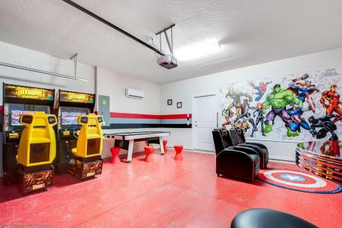 Private Pool Home W Spa, Game Room, Bbq & More