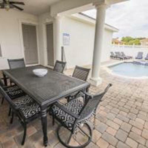 Kevin's Reunion Resort Vacation Home