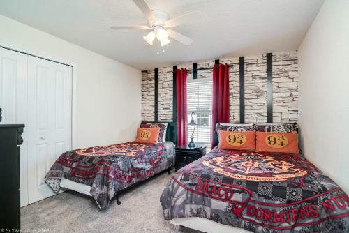 Stunning Lakeview Townhome W Private Pool
