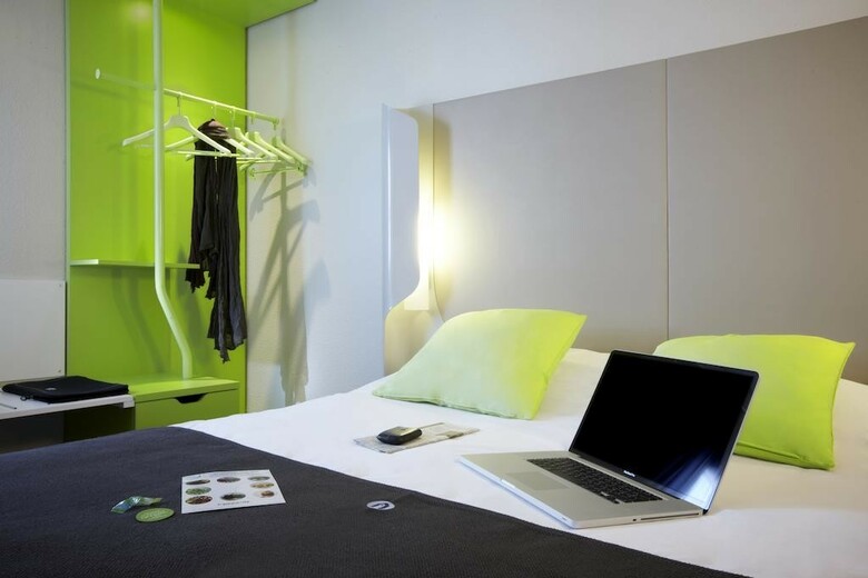 Hotel Campanile Carcassonne Est - La Cit�