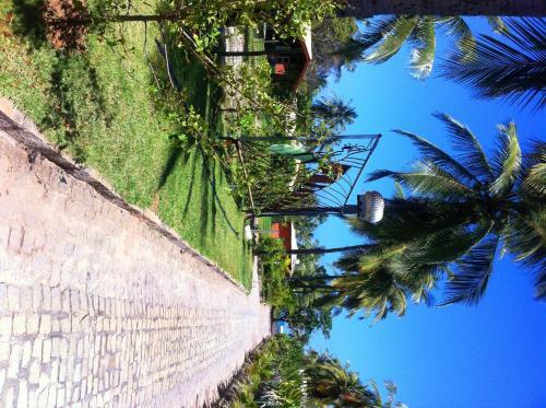 Hostal Bahia Surf Camp