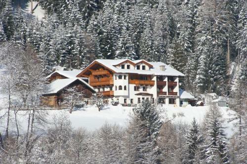 Hostal Gasthof Gr�benhof