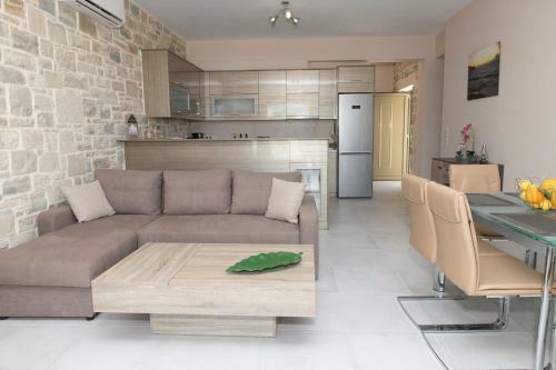 Aeonios Luxury Villa