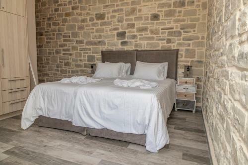 Aeonios Luxury Villa