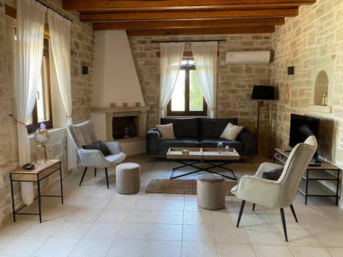 Villa Lia-clara, Villa Mit Privatem Pool