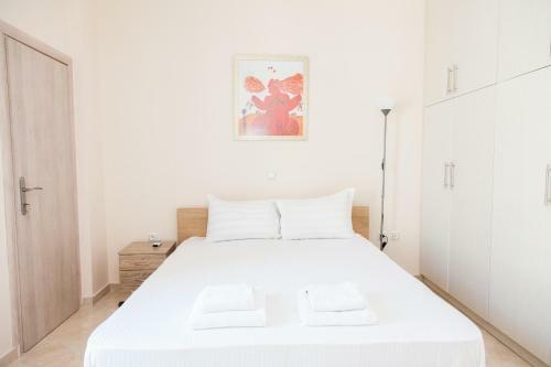 Great Apartment In Piraeus