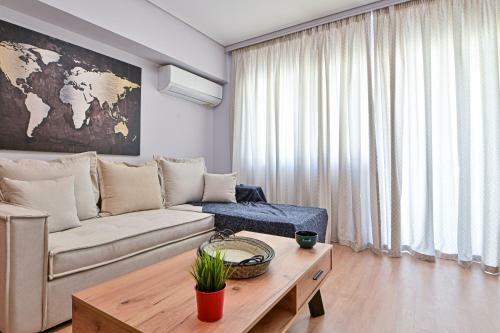 Stunning Apartment Located Close To Piraeus Port (?2)
