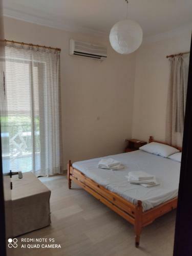 Rousetis Apartments