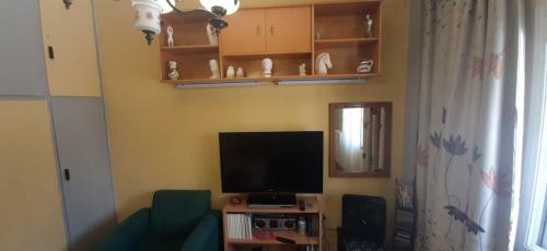 Stylish Apartment Close To Rafina Port