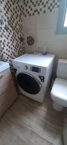 Stylish Apartment Close To Rafina Port