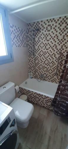 Stylish Apartment Close To Rafina Port