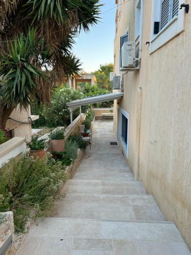 Mimozas Apartment Porto Heli