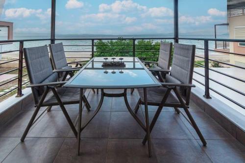 Nikogroup By The Sea 3