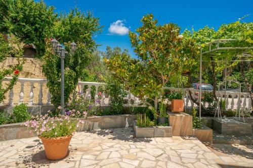 Villa Erasmia- House 1