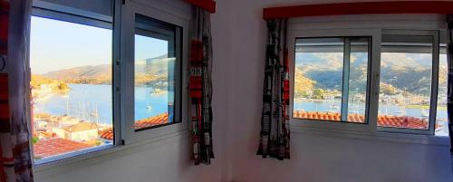 Apartamento Traditional House With Sea View ''mylos''