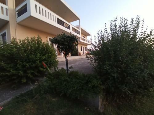 Aktaion Apartments