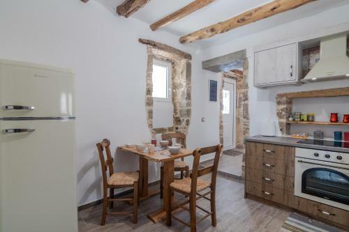 Sellia's Stone House