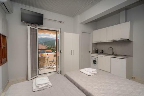 Hotel Mary's Studios & Apartment