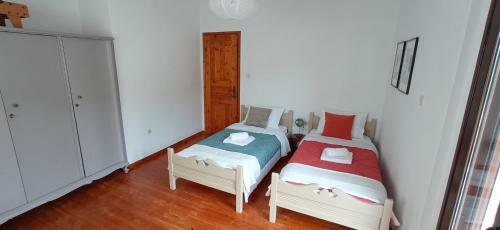 Skafidia Villa Yucca - Garden Haven Retreat