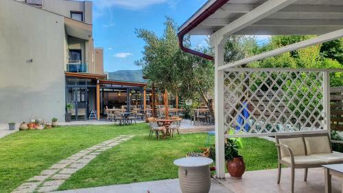 Hotel Vrahakia Beach