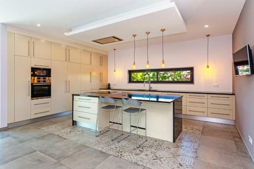 Blue Hill Boutique Villa