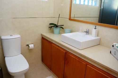 Hostal Cabo Da Vila Guesthouse
