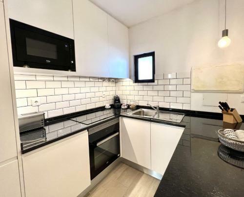 Beachside Apartment - With Pool By Hd Properties