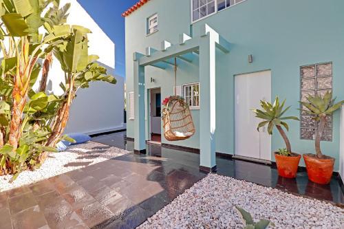 Jungle Beach House