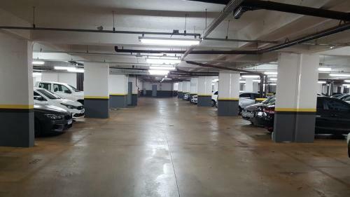 Apartamento 320 - Flat Netflix E Amazon. Seu Pet Bem Vindo!!!