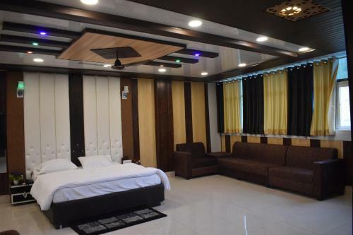 Jai Maa Bhagwati Hotel