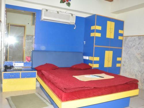 Oyo 89600 Hotel Ravi Palace Rajkot