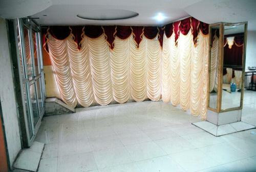 Oyo 89600 Hotel Ravi Palace Rajkot
