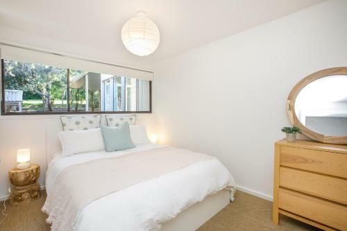 Kookaburra Retreat At Macmasters Beach