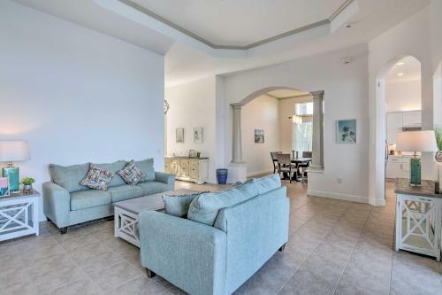 Lakefront Miramar Retreat With Saltwater Pool!