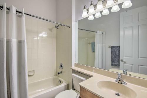 Lakefront Miramar Retreat With Saltwater Pool!