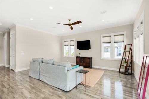 Nonni 'n Poppy's By Pensacola Beach Properties