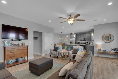 Toes In The Sand By Pensacola Beach Properties