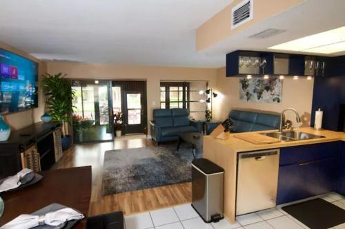 Apartamento Newly Renovated Luxurious Waterfront Condo Condo