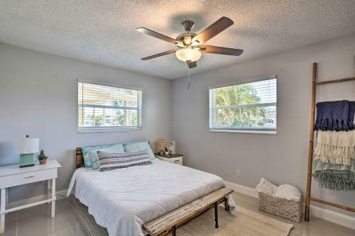 Family Friendly Home About 1 Mi To Beach Parks!