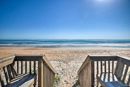 Apartamento Coastal Condo Escape With Patio Steps To Beach
