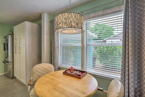 Rockledge Beach House With Screened-in Porch!