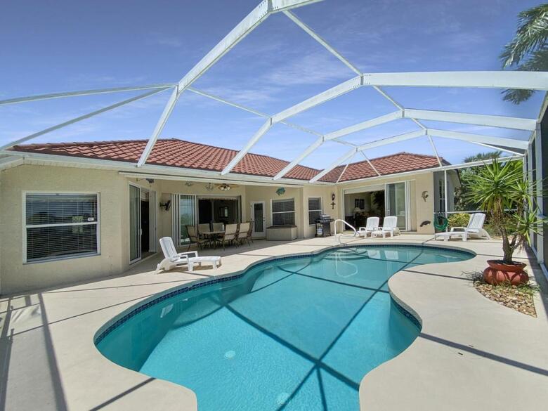 Casa Del Sol - Private Villa With Heated Pool - Sleeps 6