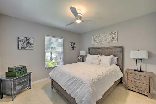 Bright, Airy Naples Home Near Beach And Dining!